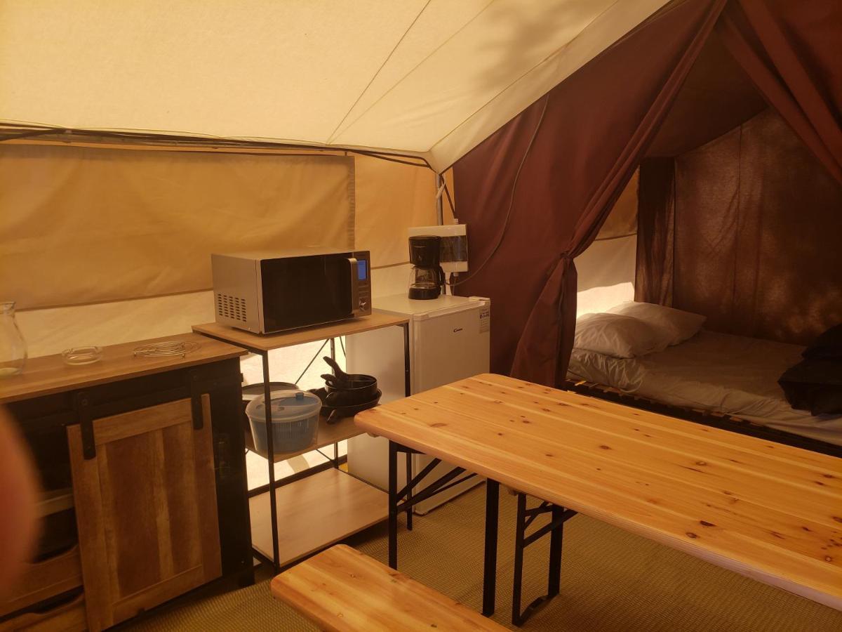 Le Moulin D'Onclaire Camping Et Chambres D'Hotes Coux Exterior foto