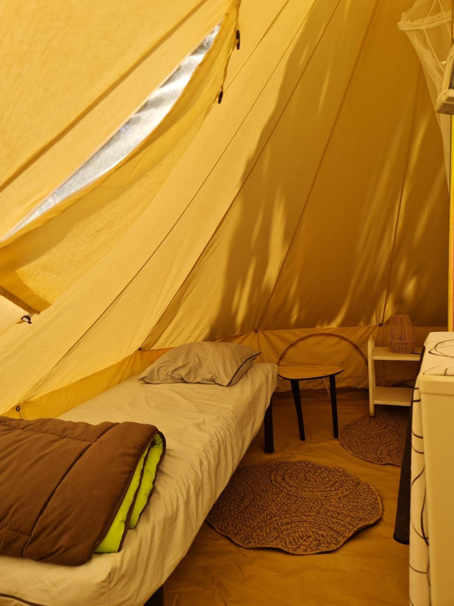 Le Moulin D'Onclaire Camping Et Chambres D'Hotes Coux Exterior foto