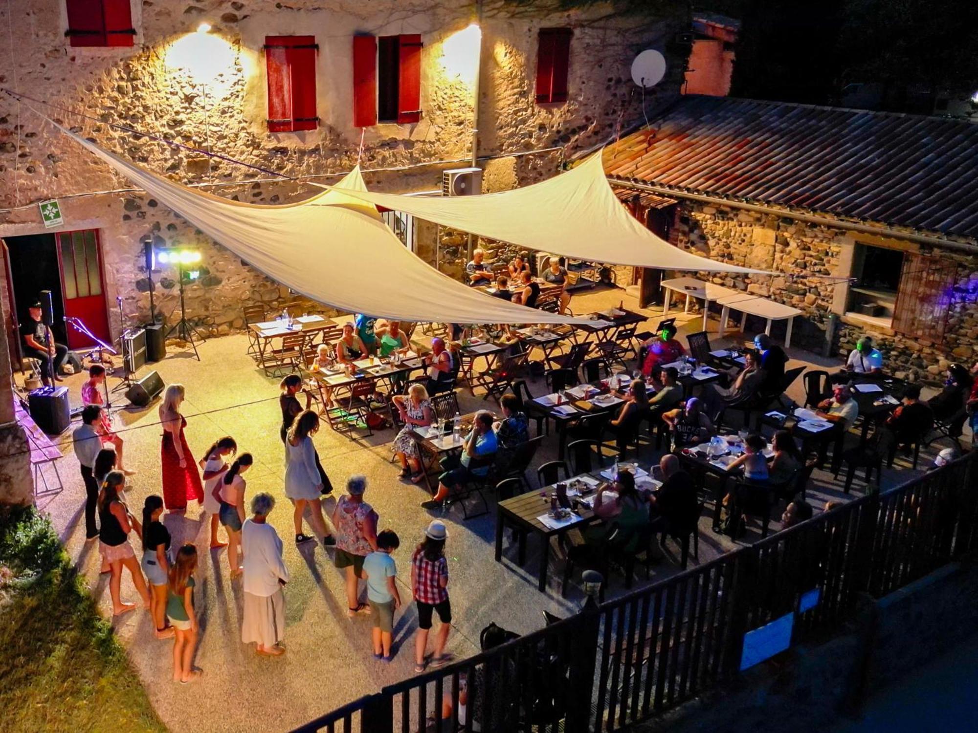 Le Moulin D'Onclaire Camping Et Chambres D'Hotes Coux Exterior foto