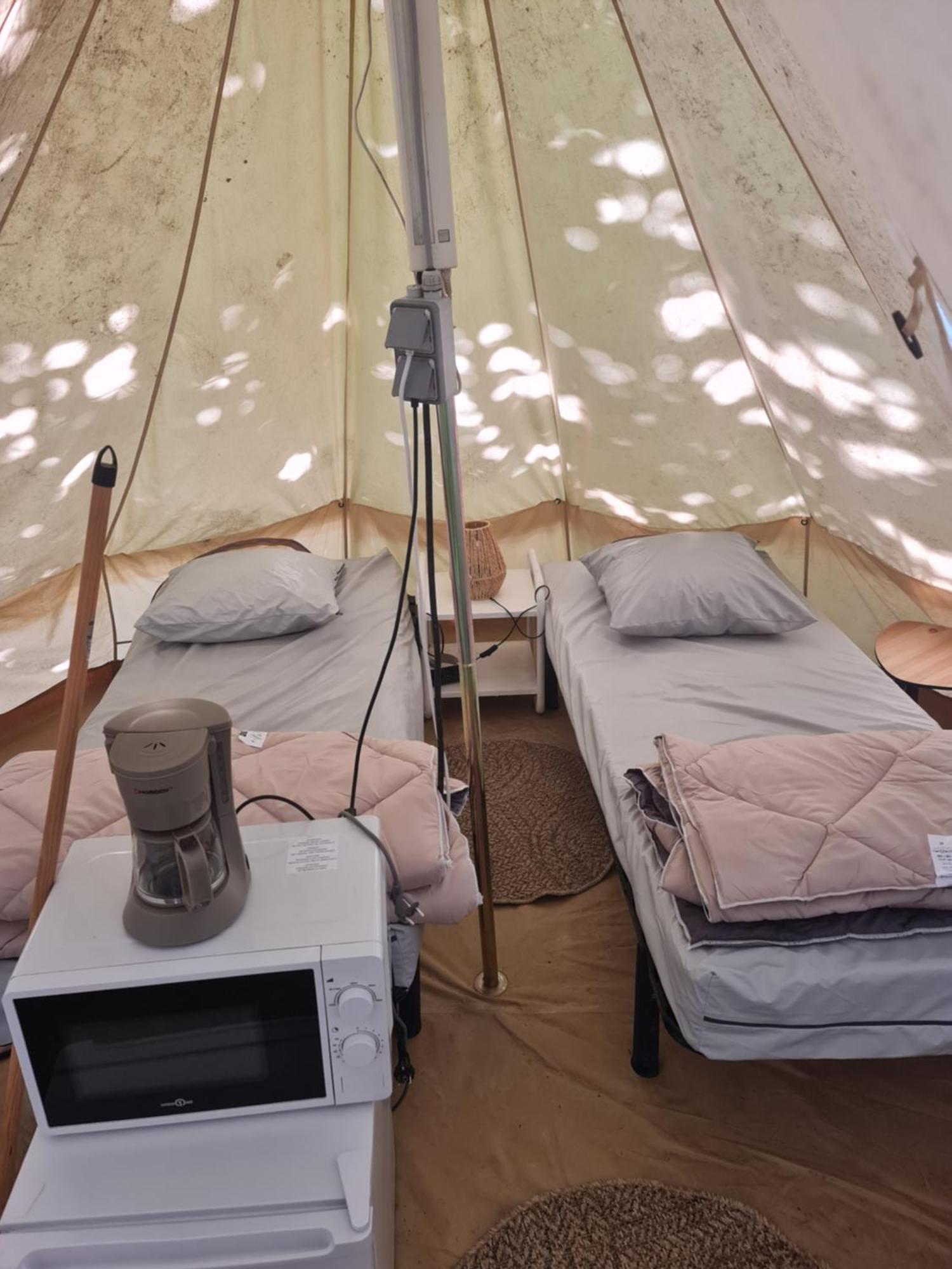 Le Moulin D'Onclaire Camping Et Chambres D'Hotes Coux Exterior foto