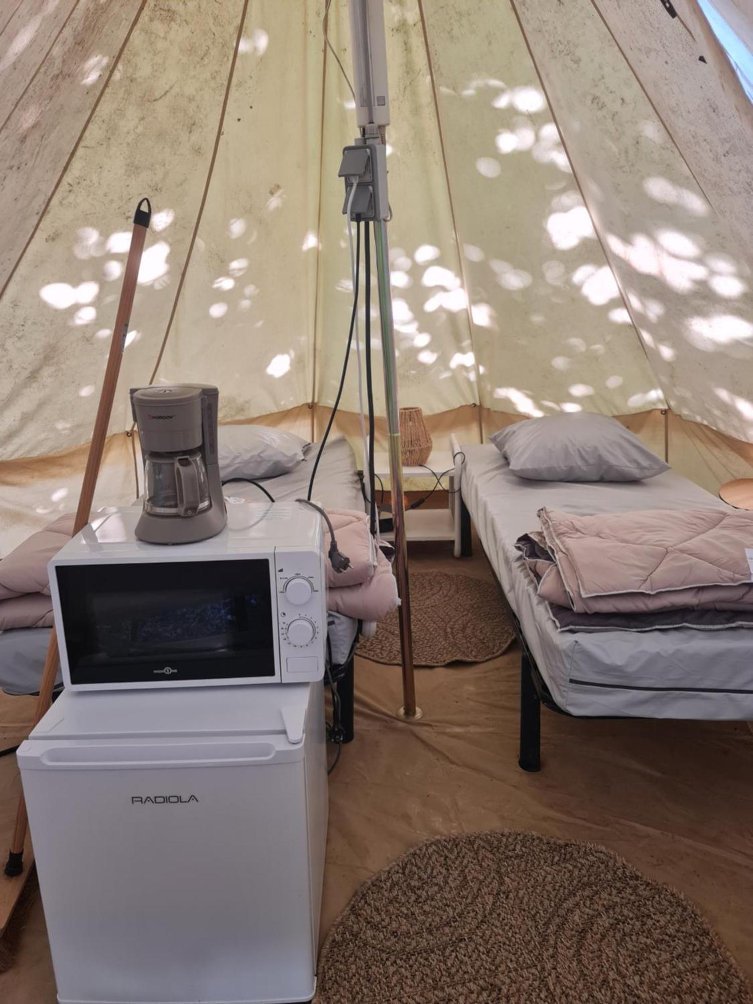 Le Moulin D'Onclaire Camping Et Chambres D'Hotes Coux Exterior foto