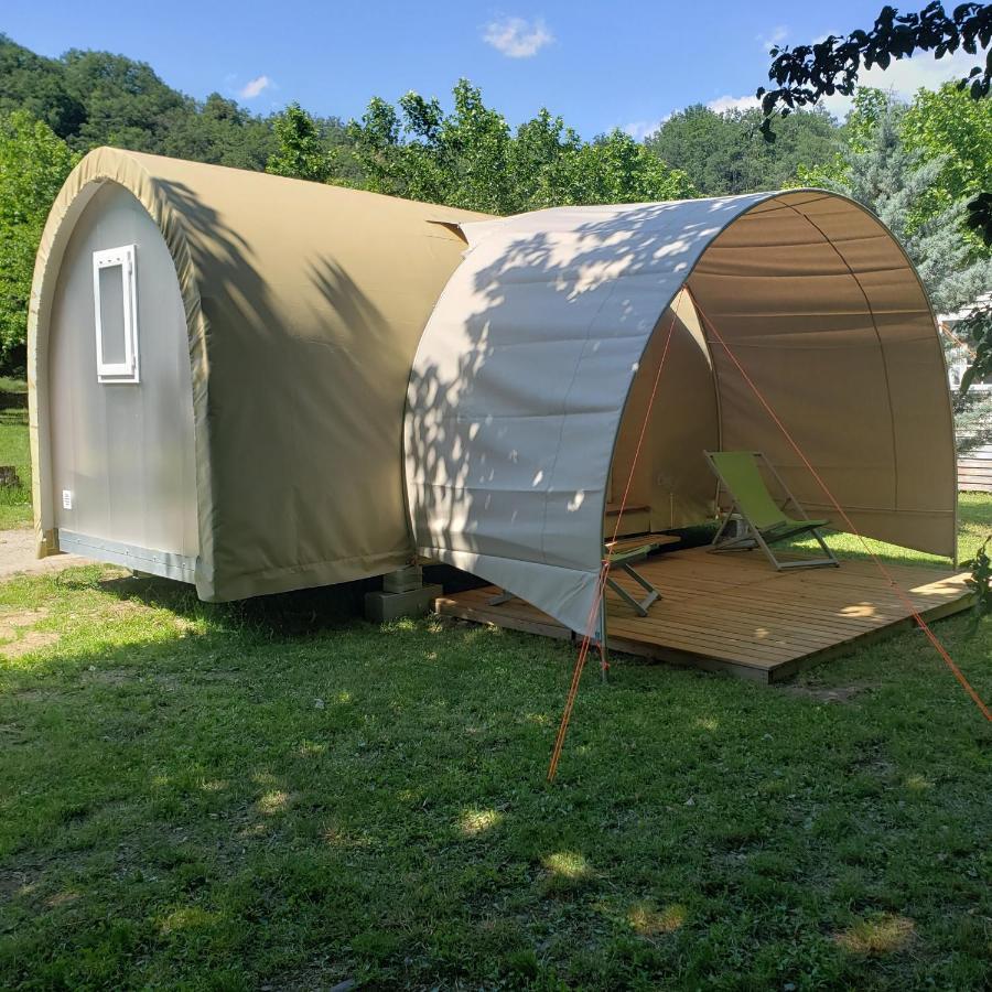 Le Moulin D'Onclaire Camping Et Chambres D'Hotes Coux Exterior foto